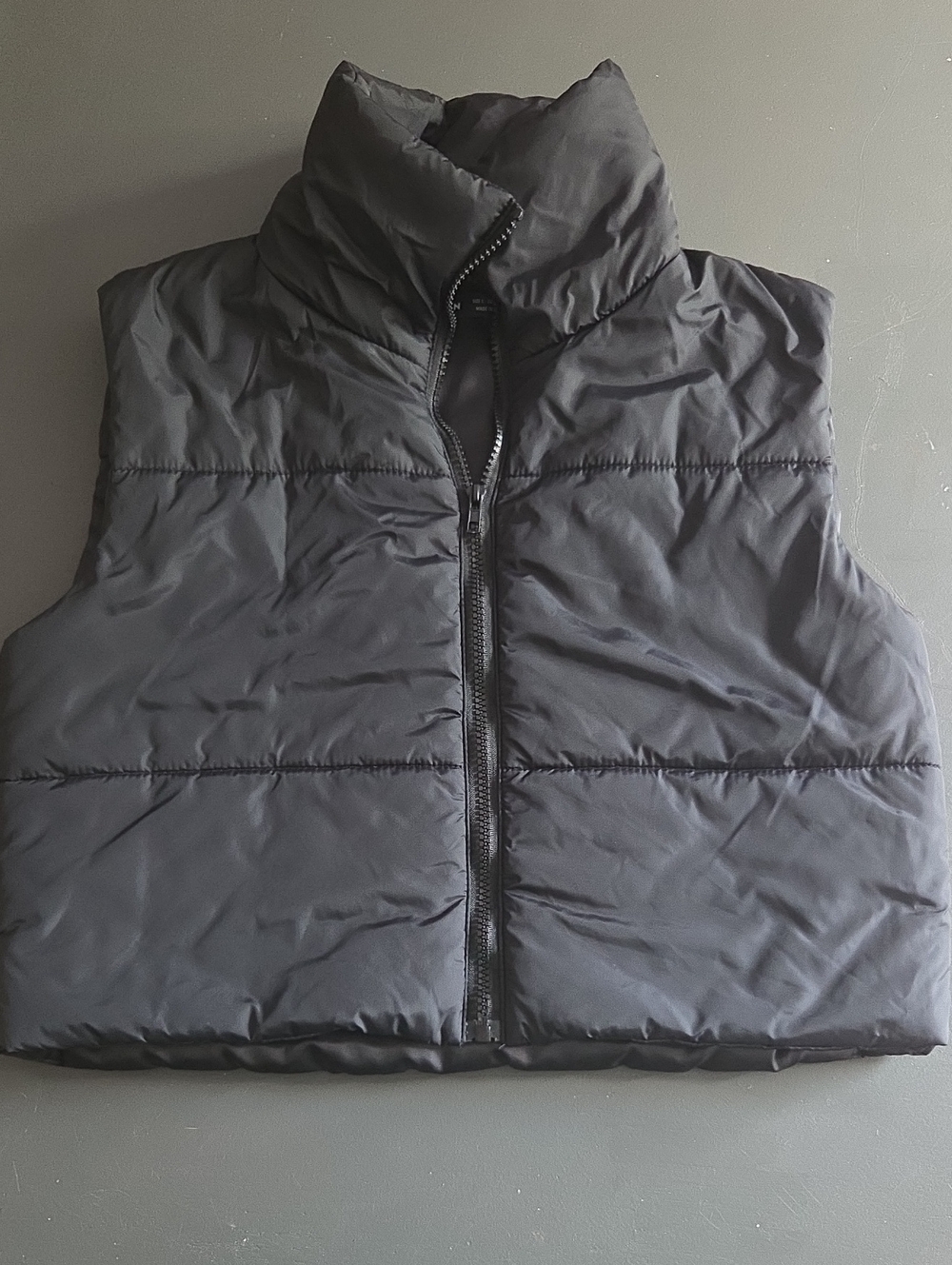 SHEIN Black Quilted Puffer Vest with High Collar